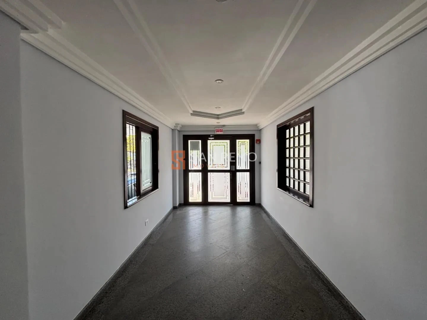 Apartment, 84 m², with wood or laminate floors — photo 14