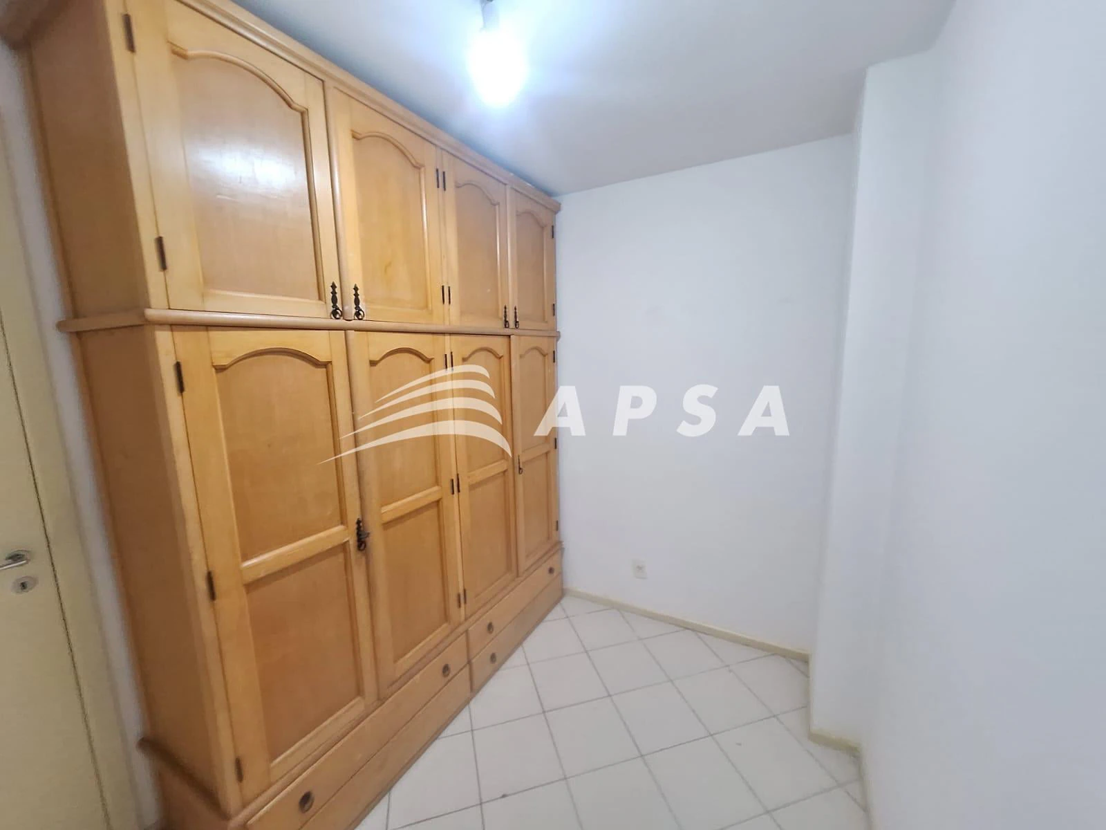 2-bedroom apartment with 75 m² and a balcony — photo 11