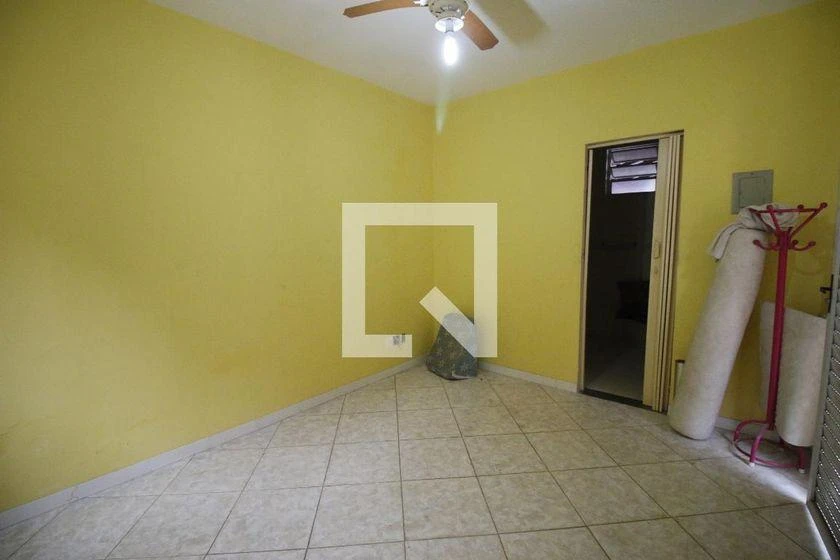 Apartamento de 260 m² com banheira e espaço de home office — photo 36