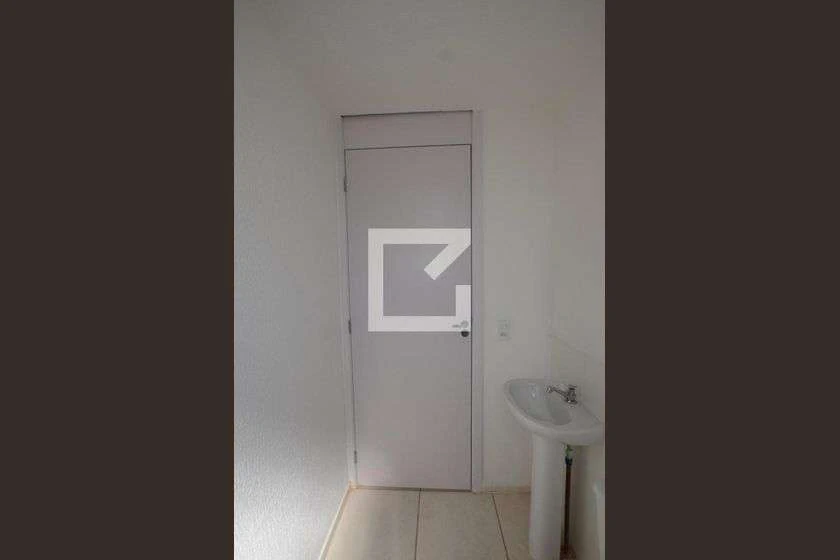 Сдаваемая в аренду квартира без мебели 2 спальни 41 м² — photo 2