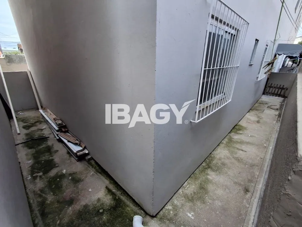 2-bedroom apartment with no parking space — photo 12