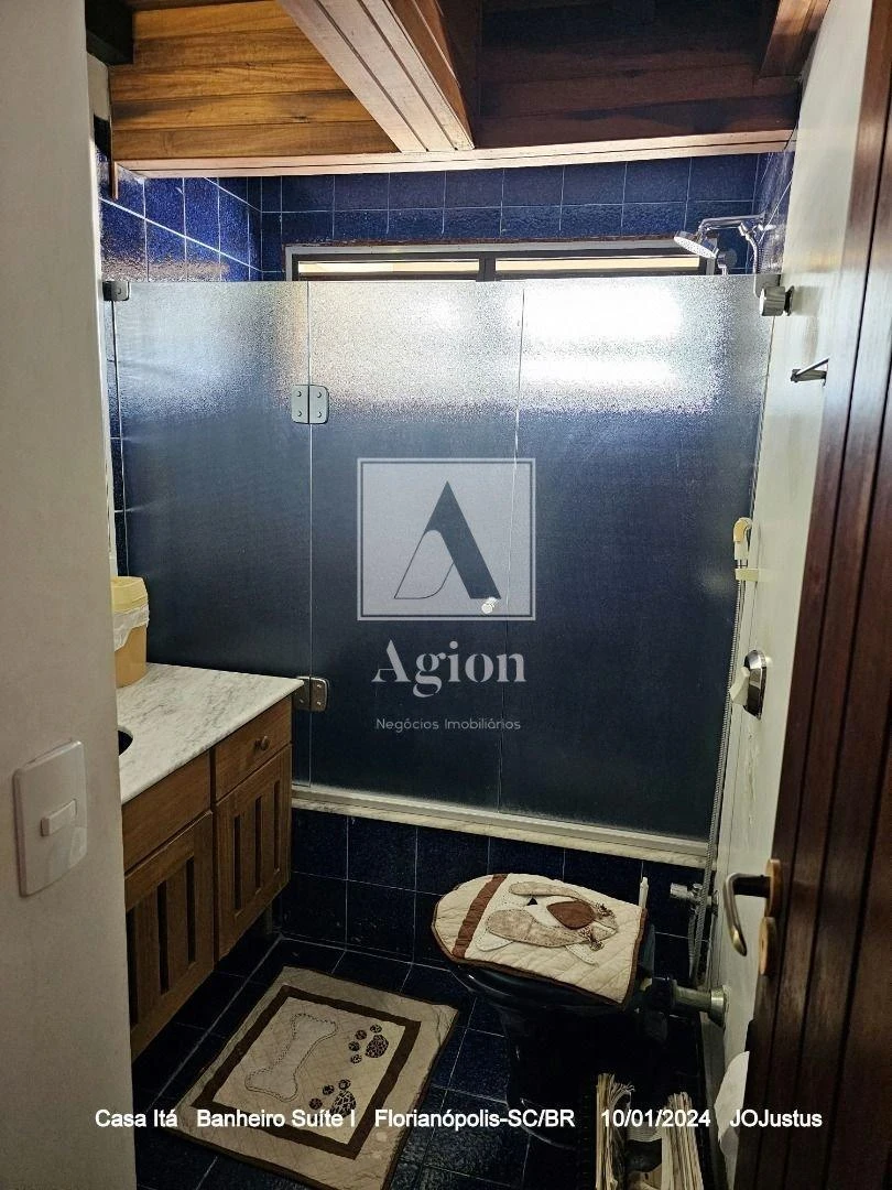 Vista al agua y 3 dormitorios: casa de 405 m² — photo 48