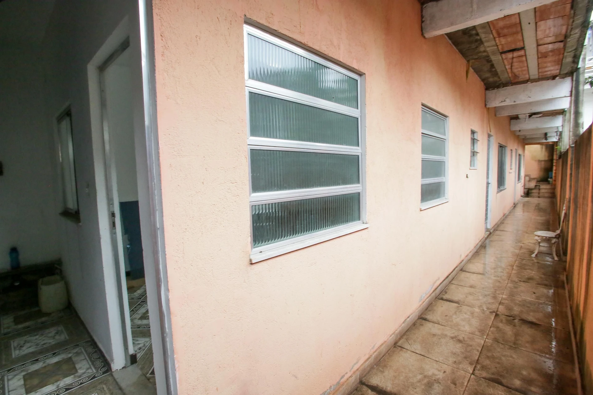 Unfurnished studio with 1 bedroom and 1 bathroom — photo 12