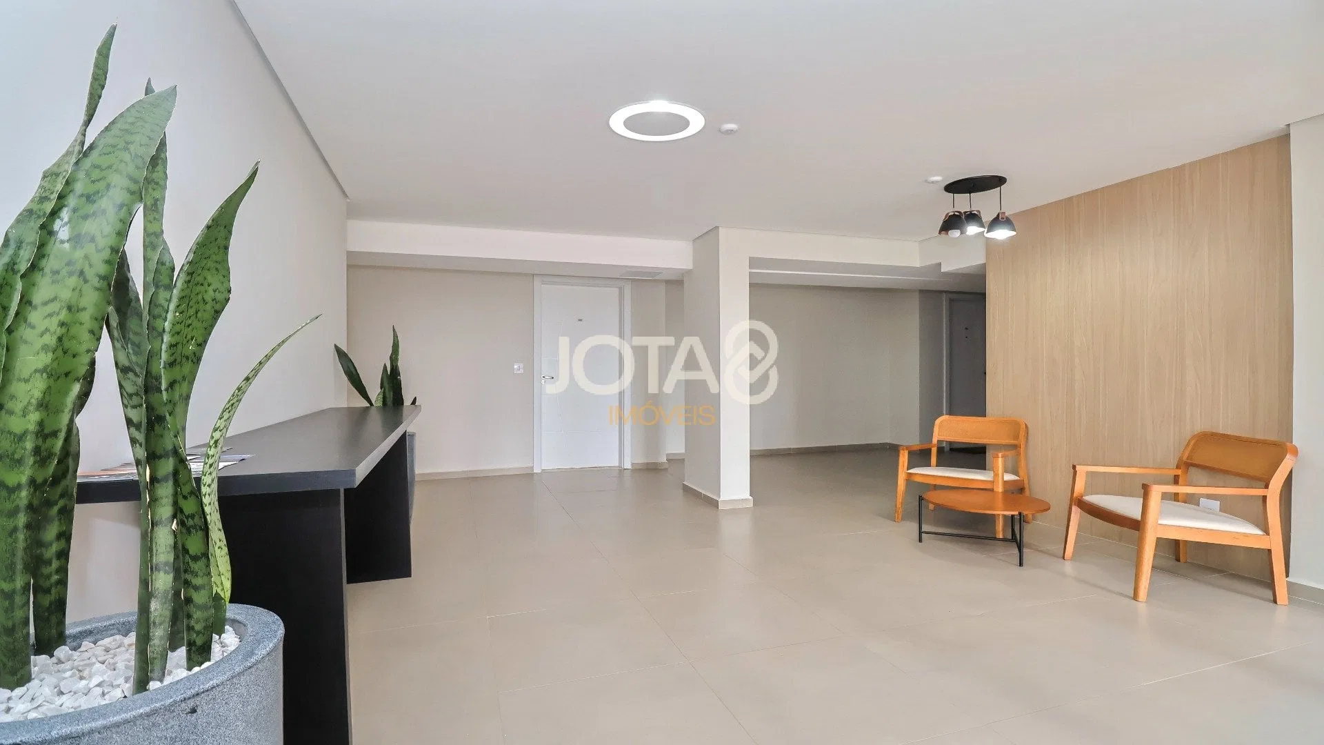 85 m² 2-bedroom apartment with a balcony — photo 5