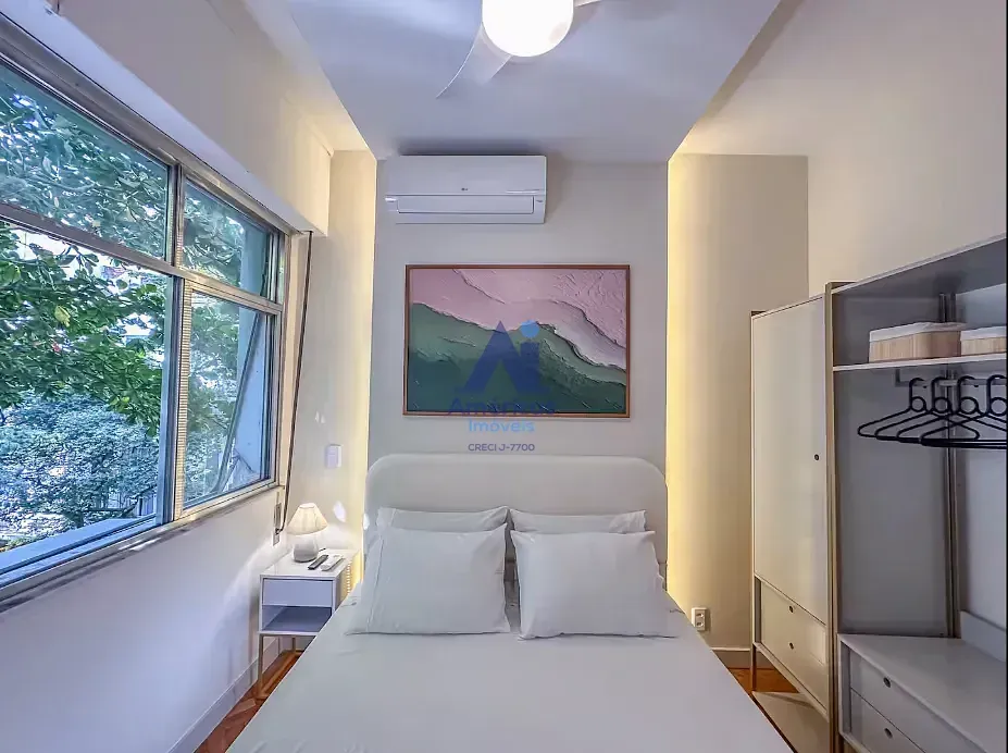 Furnished 1-bedroom apartment with floor-to-ceiling windows — photo 28