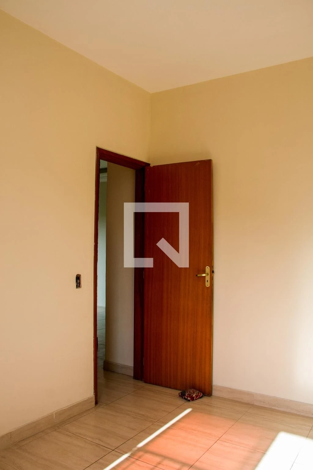 Unfurnished 2-bedroom apartment with 2 bathrooms and parking — photo 19