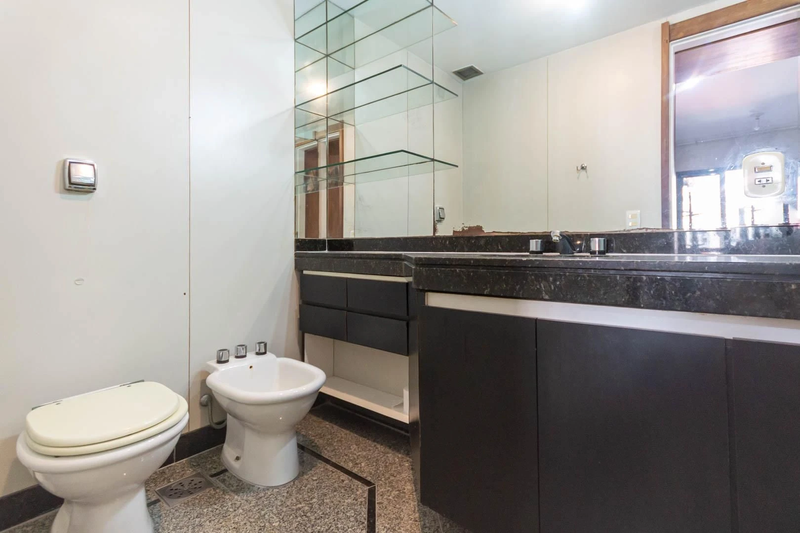 Apartamento mobiliado com 4 quartos e 2 vagas — photo 21