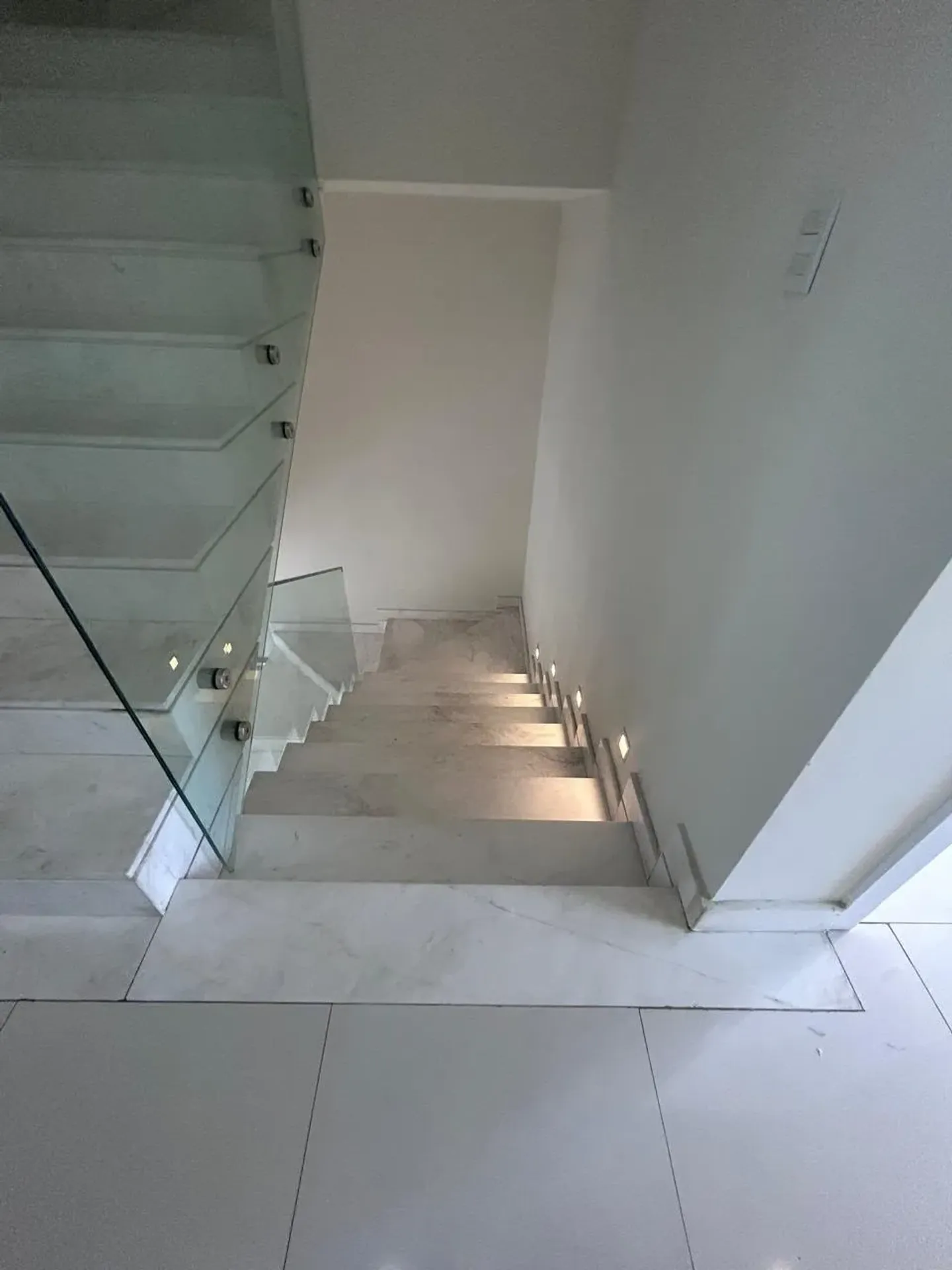5-bedroom house with a walk-in closet in Rio de Janeiro — photo 30