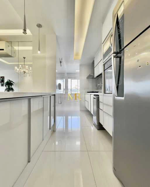 Furnished 120 m² apartment with 2 bedrooms and 4 bathrooms — photo 11