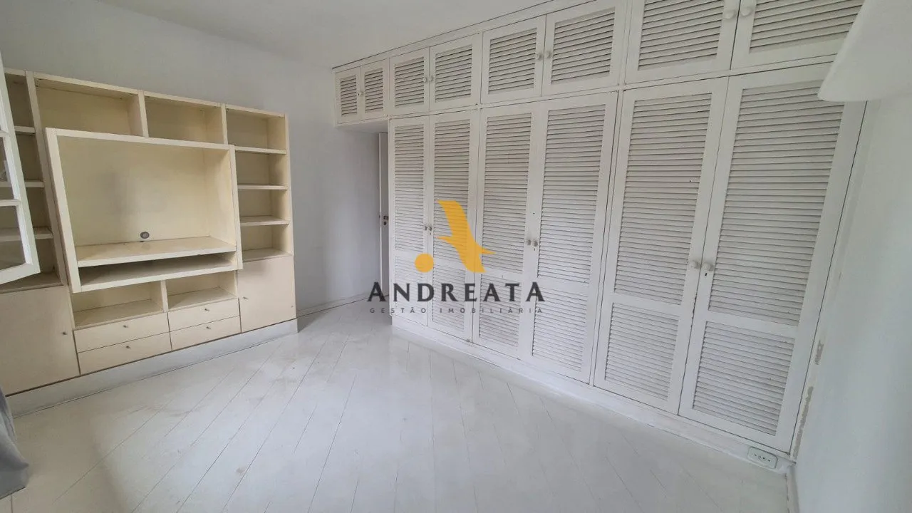 Unfurnished house with 5 bedrooms and 647 m² balcony — photo 28