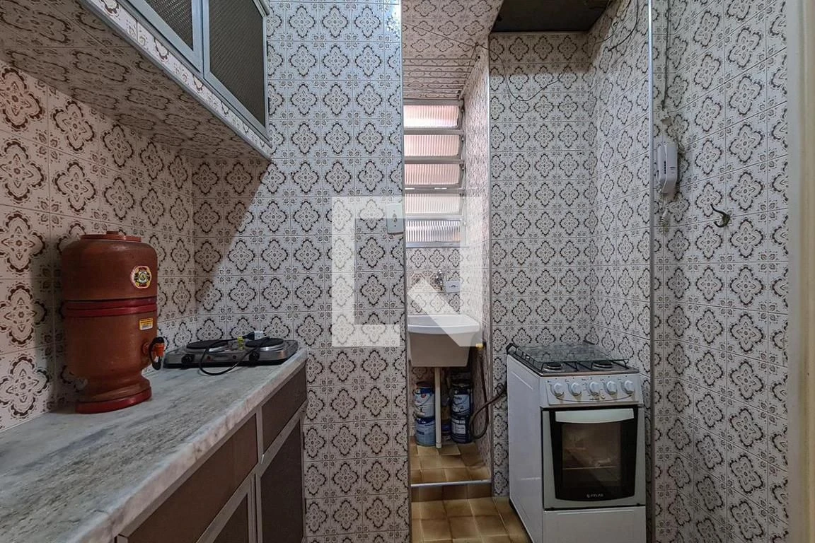 Furnished apartment with 2 bedrooms and 2 bathrooms