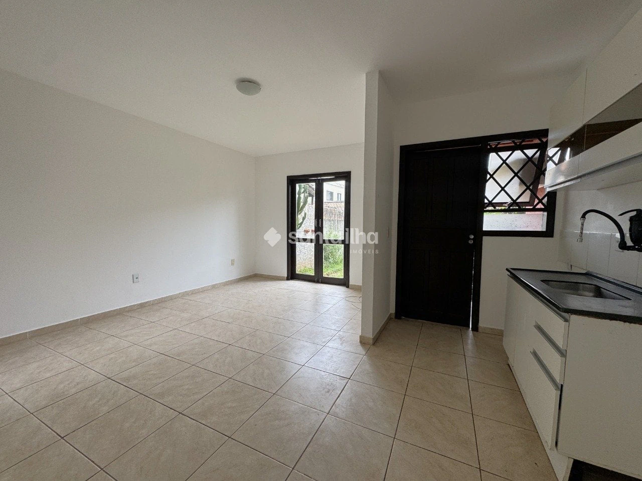 Casa de 120 m² con parrilla privada y jardín — photo 8