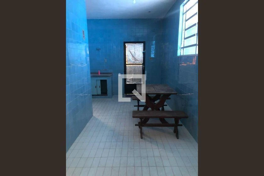 Rent house with 5 bedrooms and 660 m² — photo 4