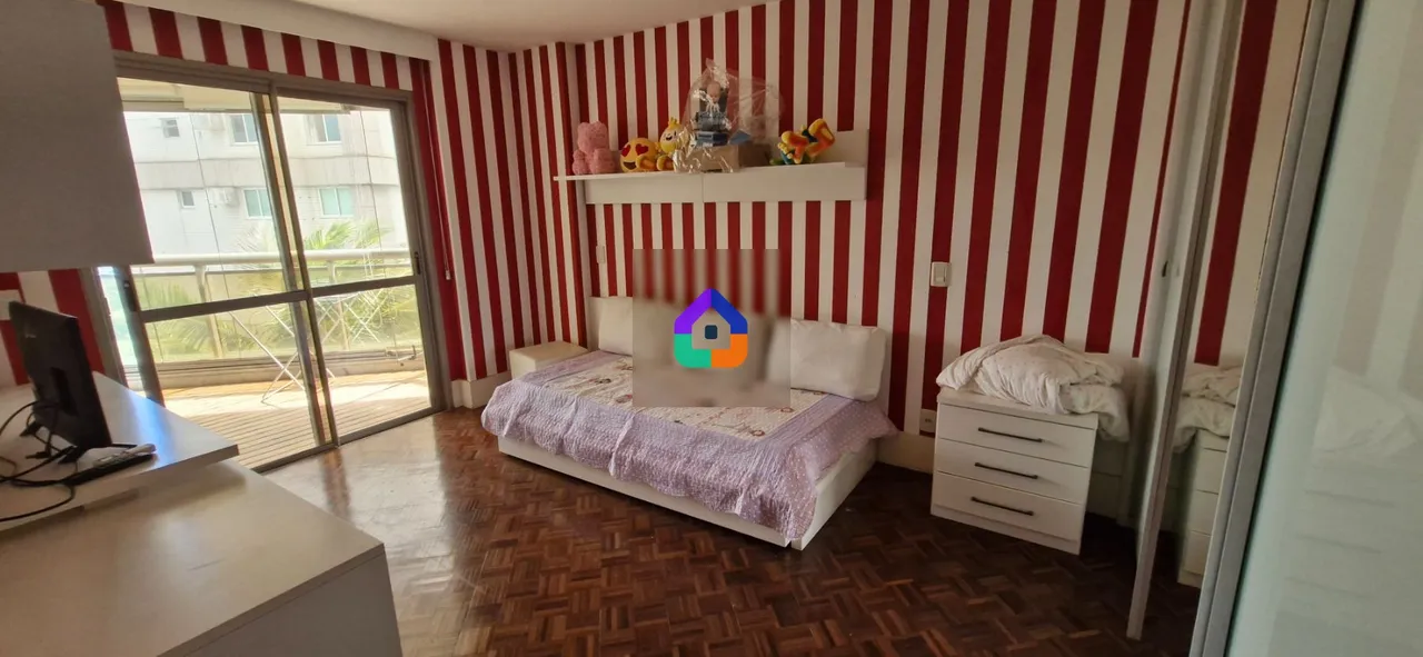 Apartment with 4 bedrooms and open kitchen with gas — photo 10