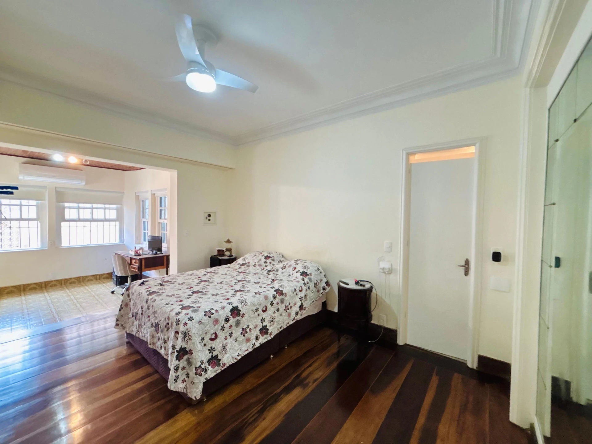 Furnished house, 380 m², with a grill on the balcony — photo 7