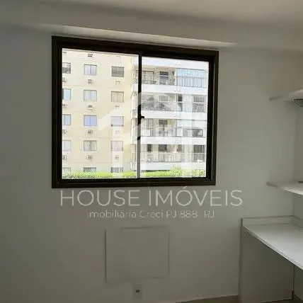 2-bedroom apartment in a building with a tennis court — photo 16