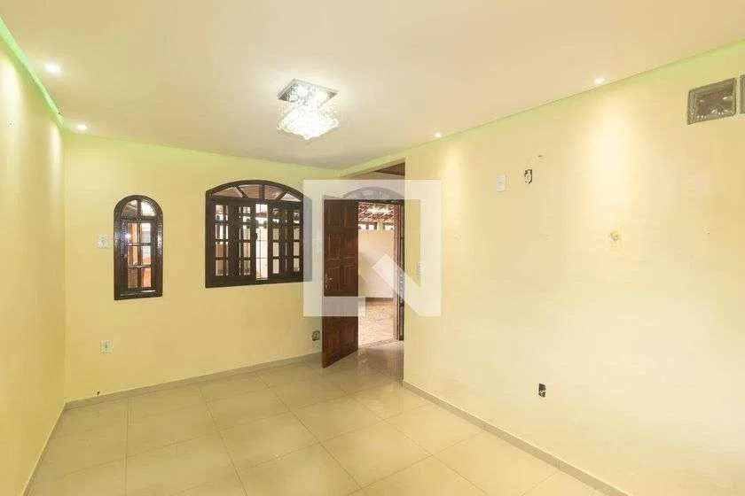 3-bedroom house, 1 with its own bathroom, 90 m²
