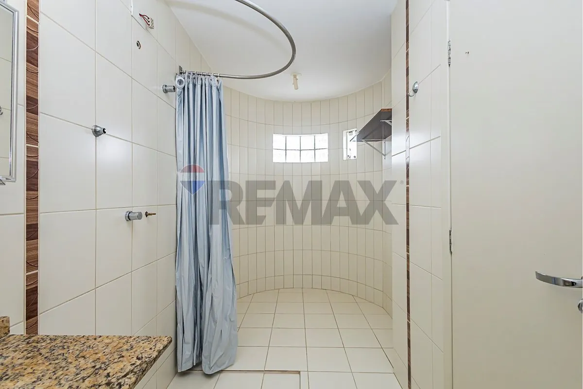 3-bedroom house with a grill on the balcony in Curitiba — photo 61