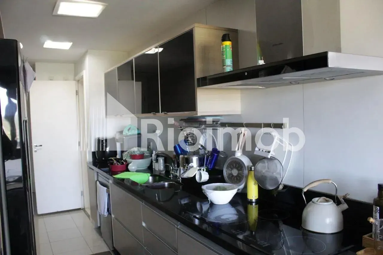 Apartment with 4 bedrooms and 5 bathrooms, 3 parking — photo 21