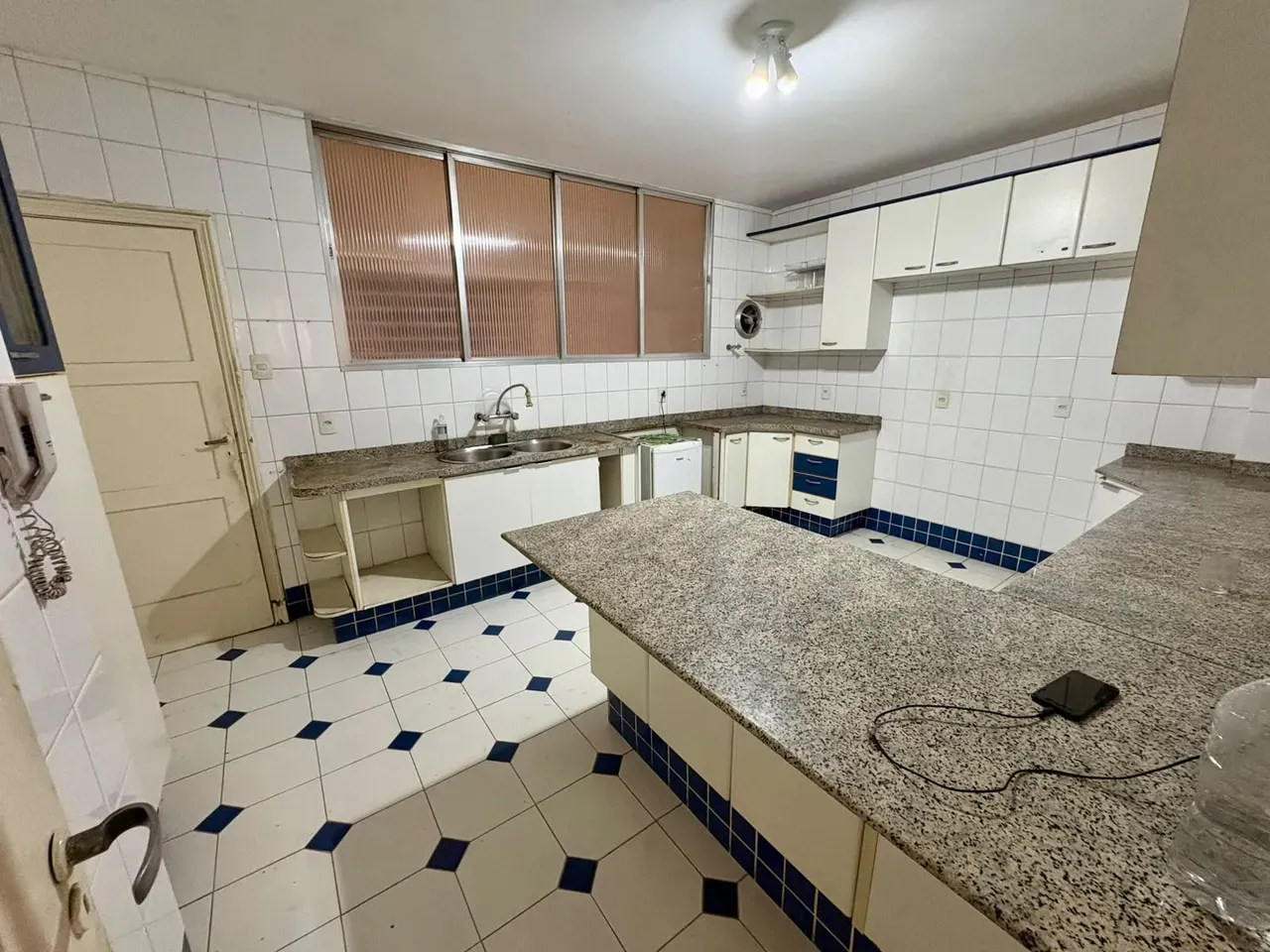 Apartamento, 215 m², com banheira — photo 4