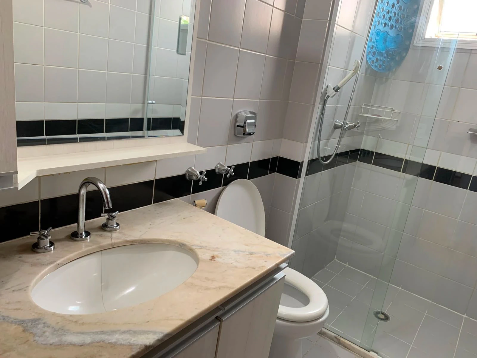 Furnished 2-bedroom, 73 m² apartment in Curitiba — photo 15