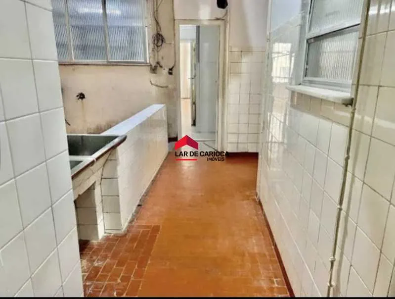 3-bedroom apartment with a bathtub in Rio de Janeiro — photo 17
