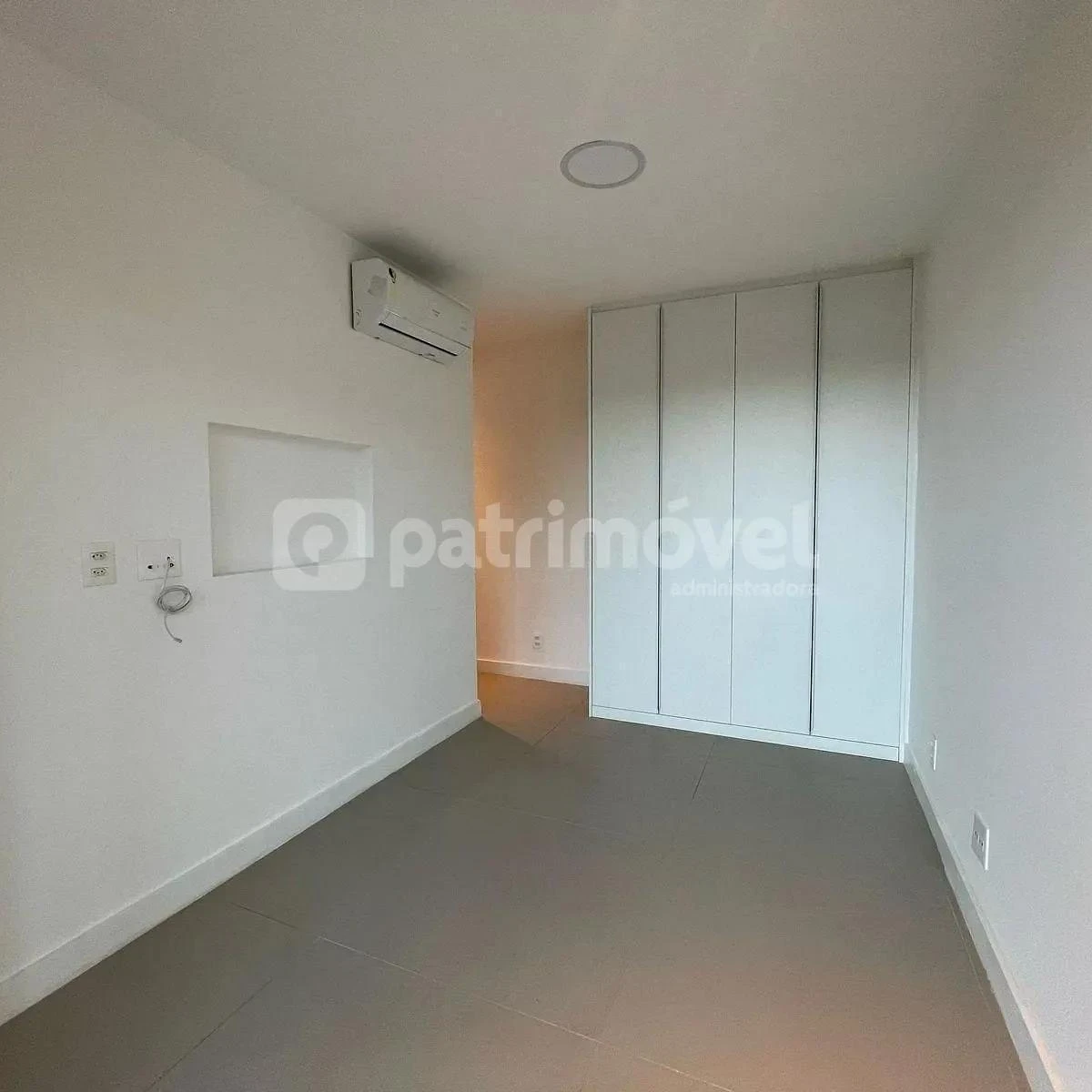 Apartment, 197 m², with a grill on the balcony — photo 4