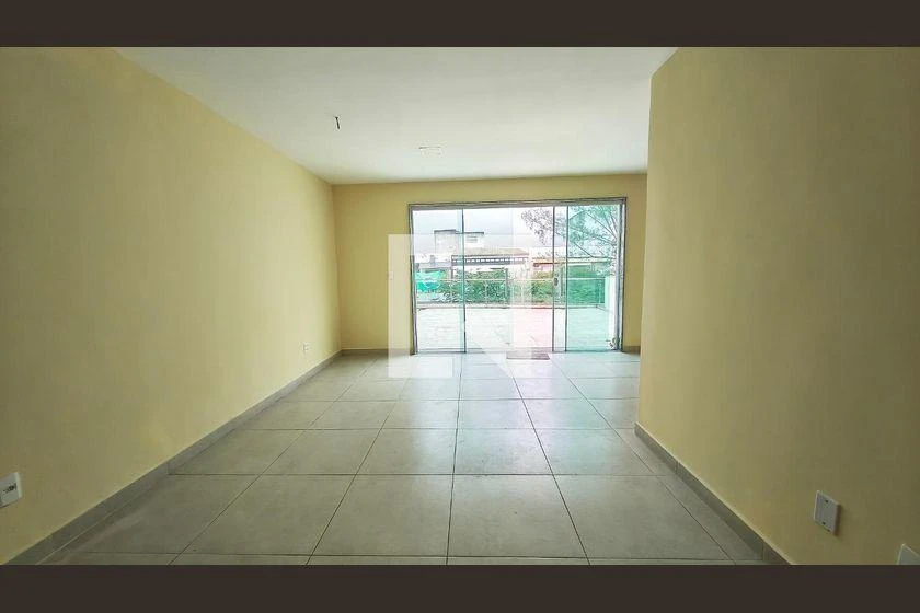Balcony with a grill in a 3-bedroom apartment, 311 m² — photo 10