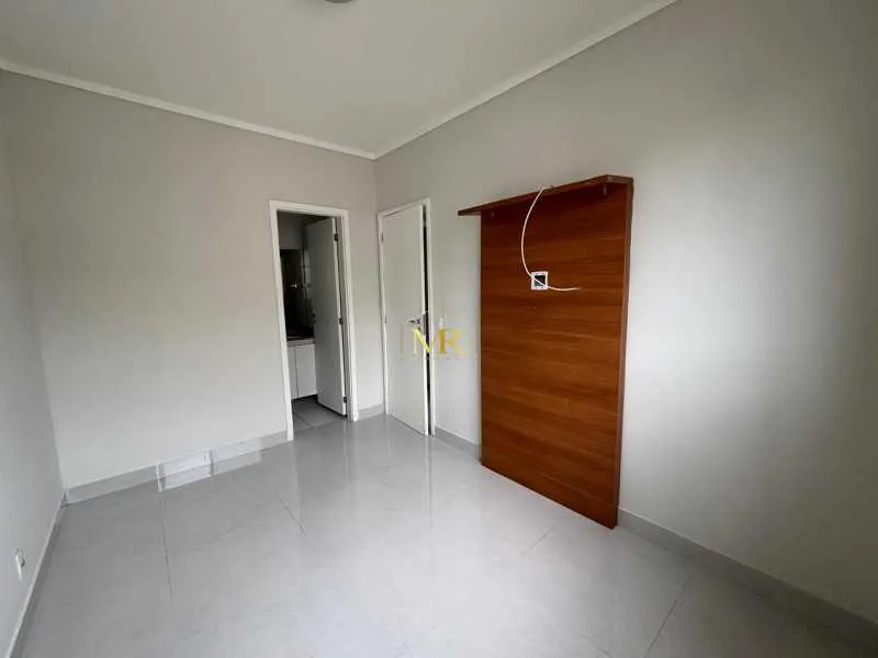 2-bedroom apartment in a building with a sauna — photo 4