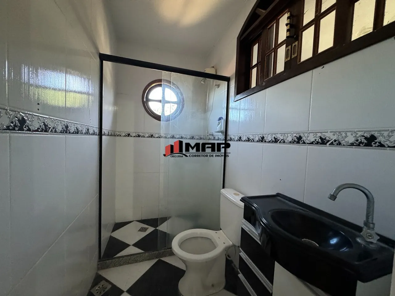 Casa duplex com 2 quartos e varanda fechada — photo 4