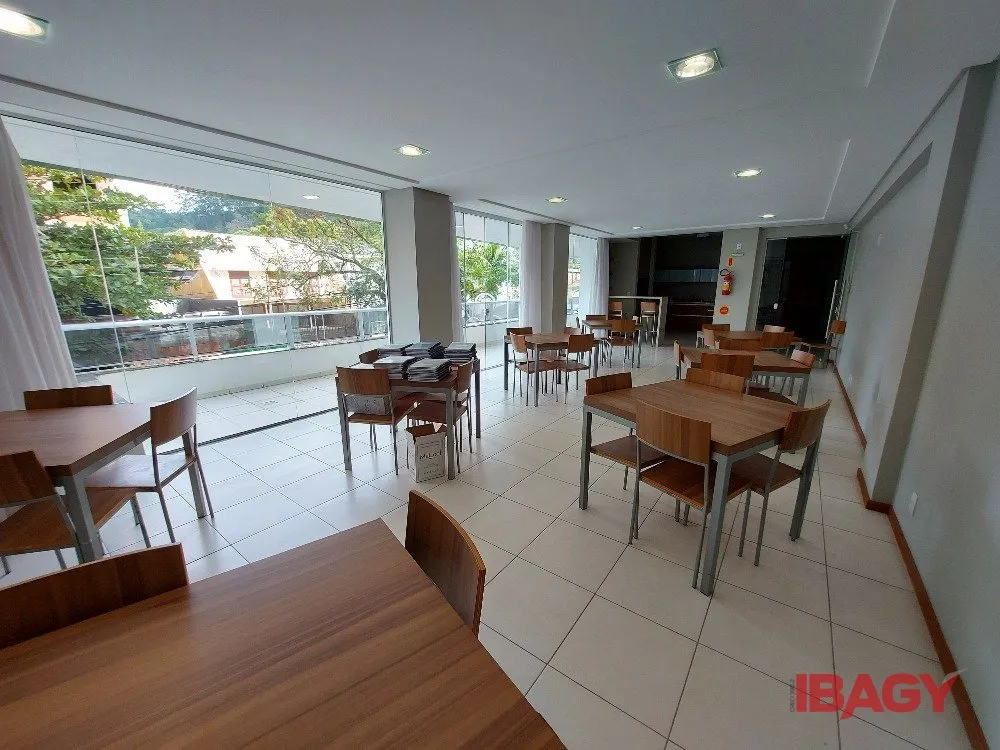 Home office in a 3-bedroom apartment, 77 m² — photo 27