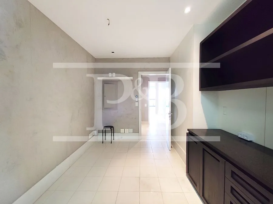 4-bedroom apartment 284 m² with 3 parking spaces — photo 30