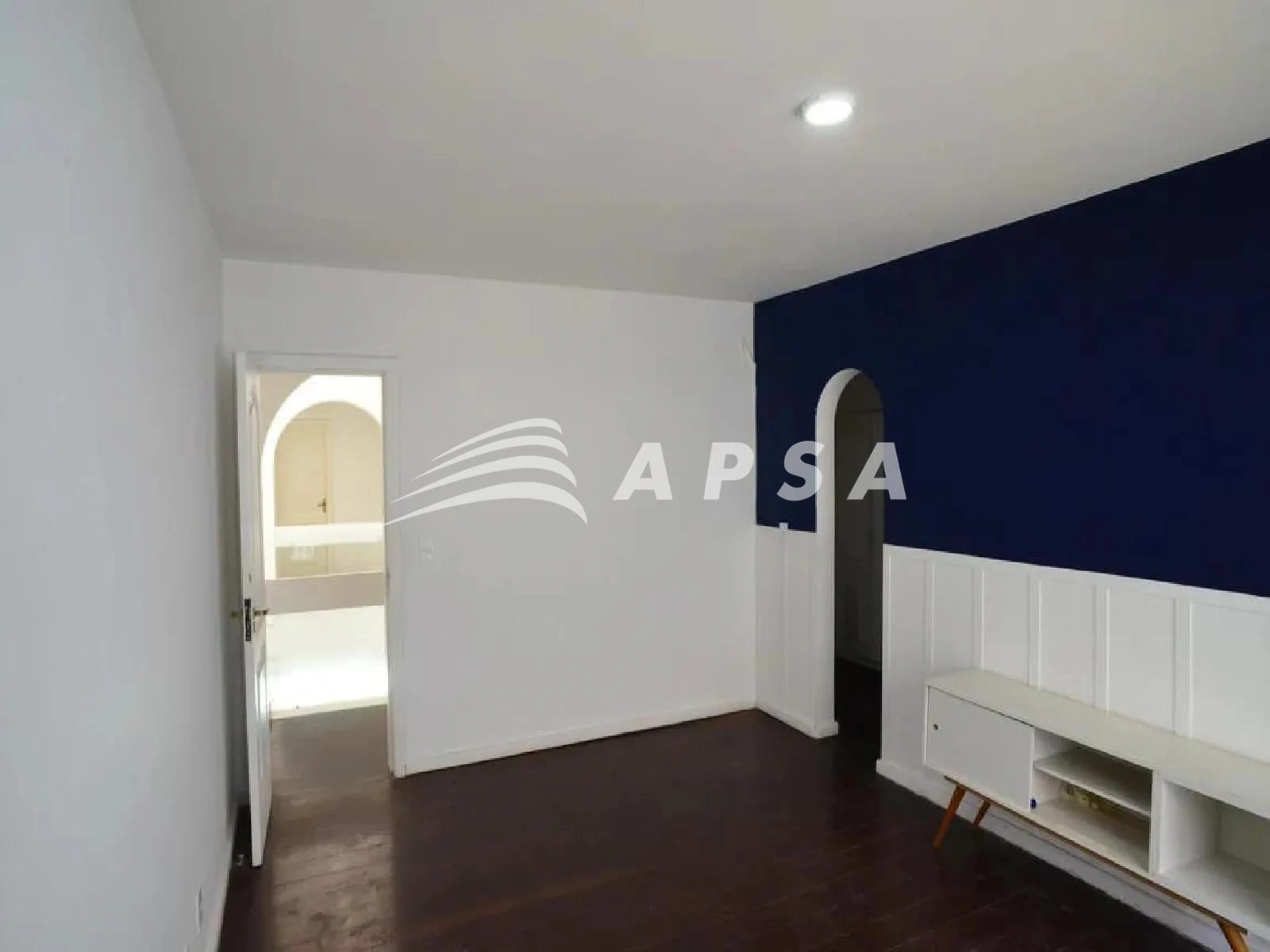 4-bedroom house with a private pool — photo 16