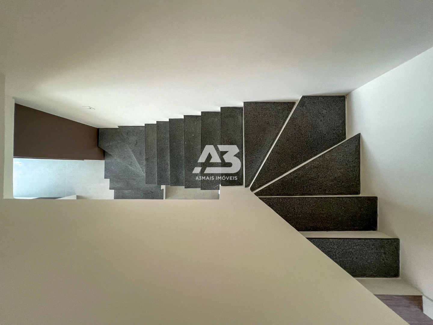 3-bedroom house, all with their own bathrooms, 138 m² — photo 32