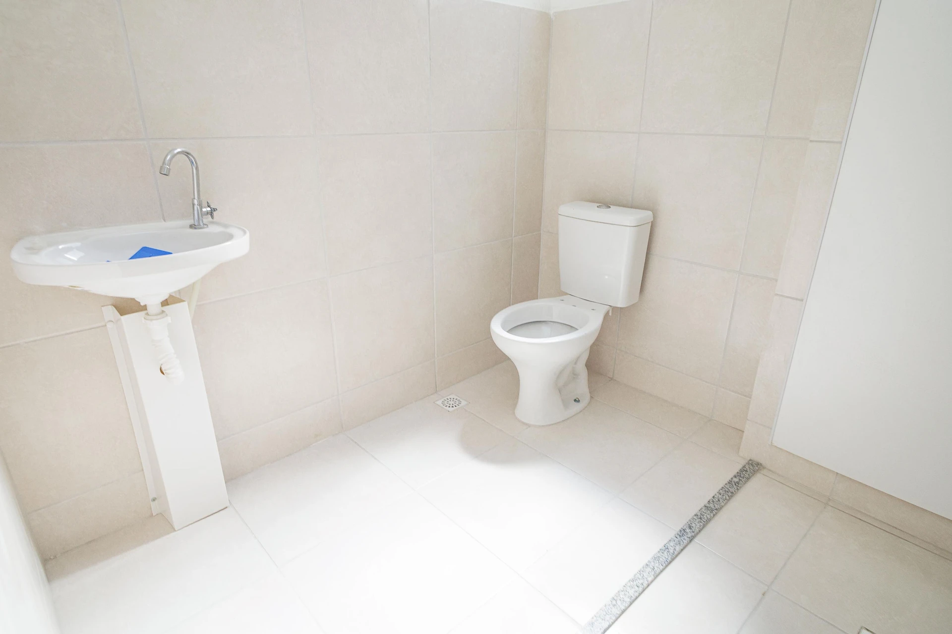 2-bedroom apartment with 1 bathroom and pet-friendly — photo 15