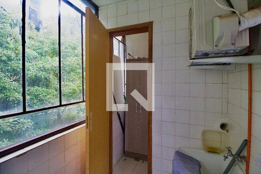 3-bedroom apartment with a home office in Curitiba — photo 7