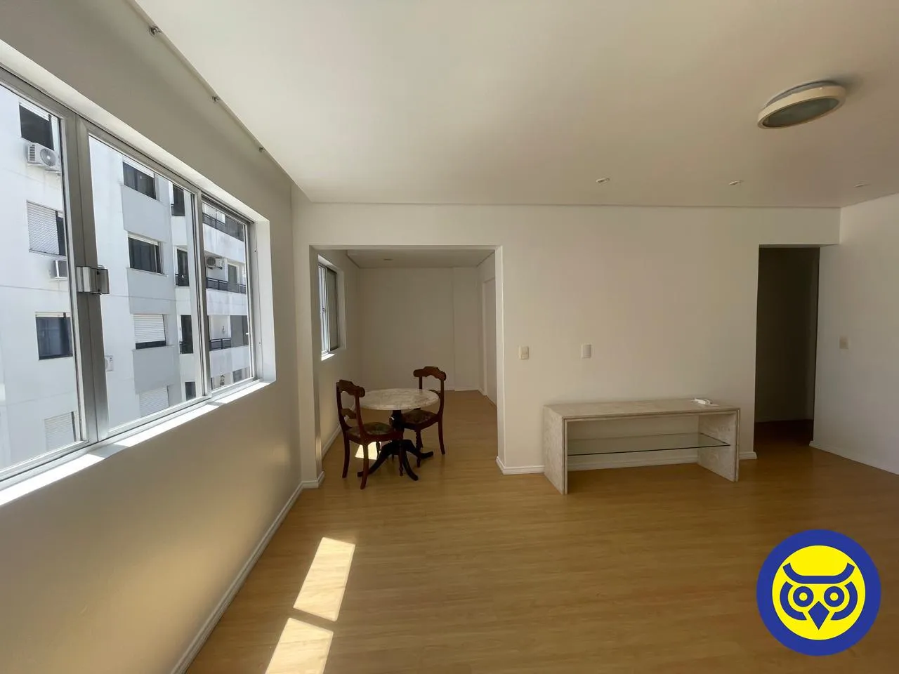 Apartment on the 12th floor with wood or laminate floors — photo 6