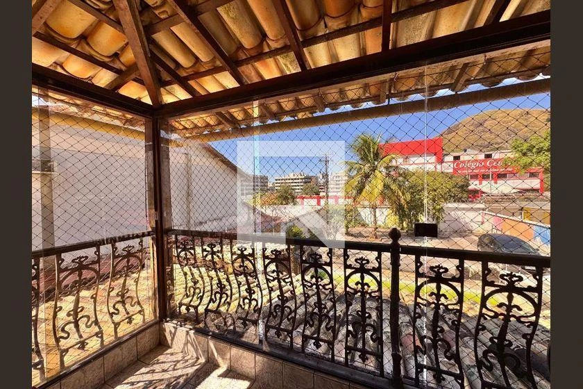 Casa amueblada con 4 dormitorios y balcón, 358 m² — photo 35