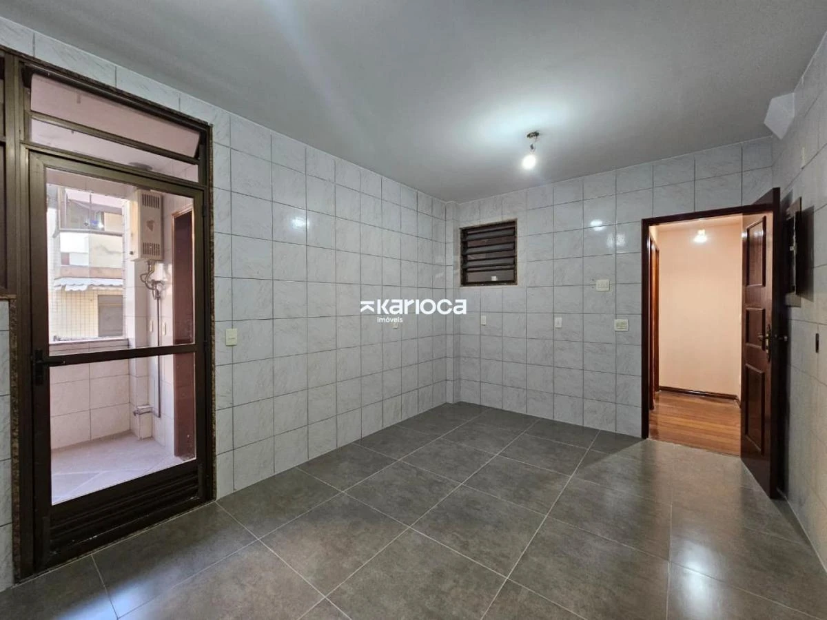 Apartamento de 4 quartos com 3 banheiros e vista — photo 31