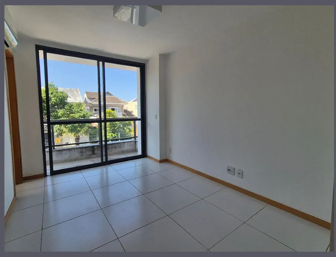 Rental house with 4 bedrooms and 300 m² — photo 5