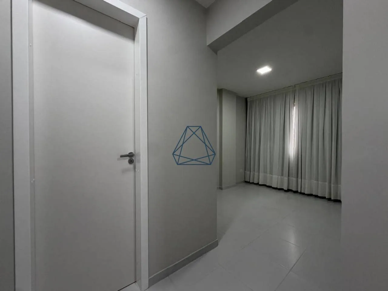One-bedroom, 34 m² apartment in Curitiba — photo 9