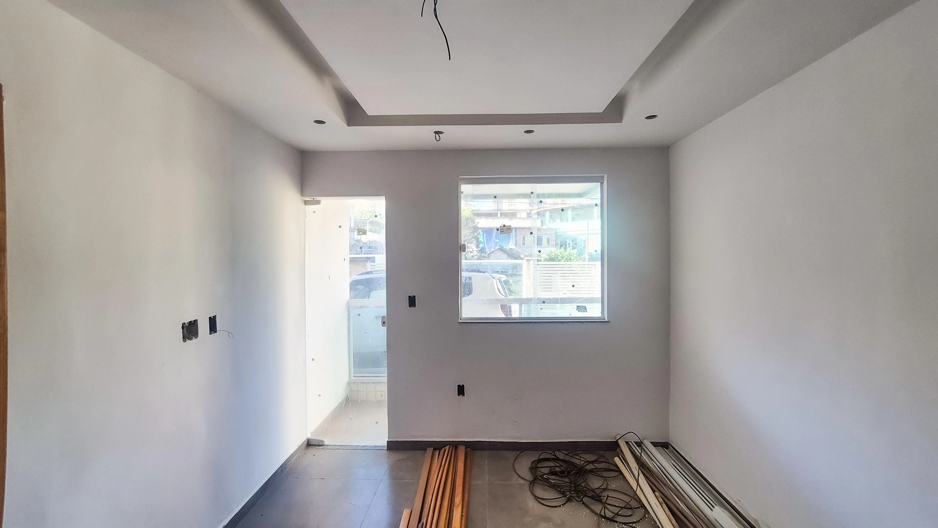 Apartamento com 2 quartos e box de vidro no banheiro — photo 13