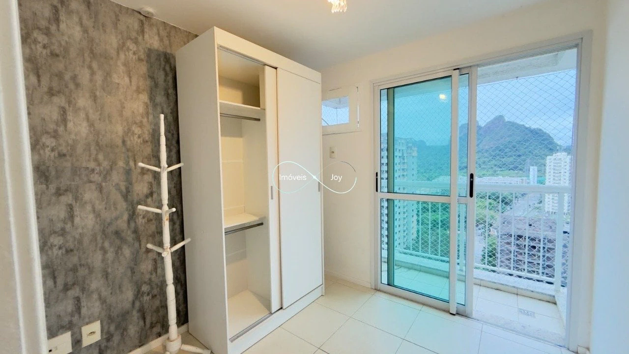 3-bedroom apartment in a building with a sauna — photo 3
