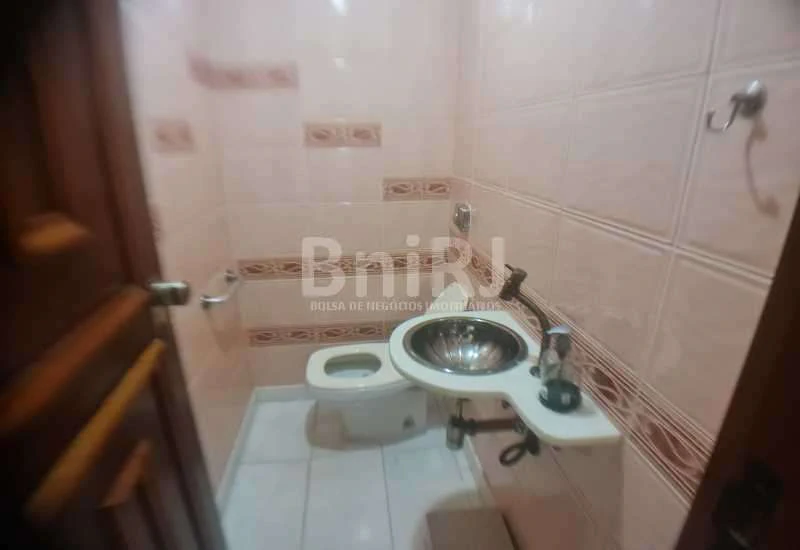 4-bedroom apartment with 271 m² and 3 parking spots — photo 10