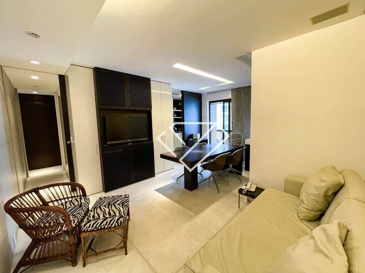 Furnished 2-bedroom apartment with closed kitchen 82 m² — photo 5