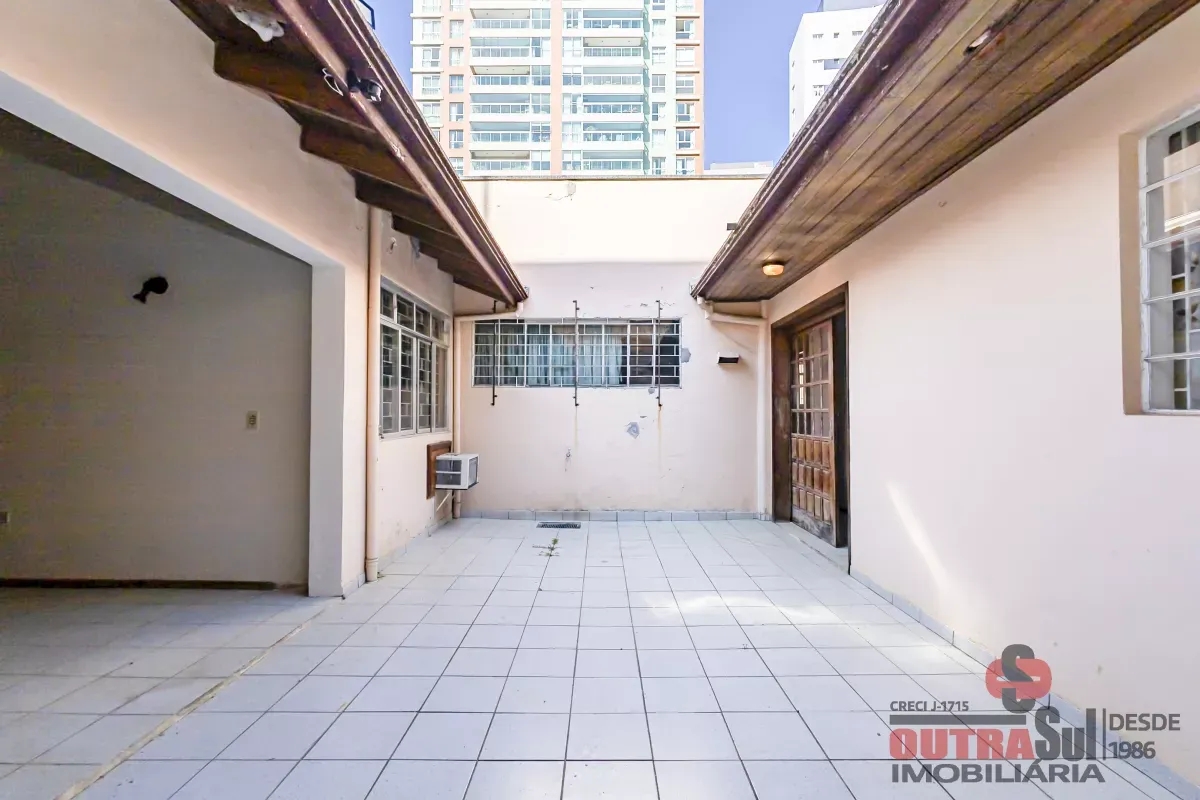 Casa com 2 dormitórios e 4 banheiros para locação — photo 41