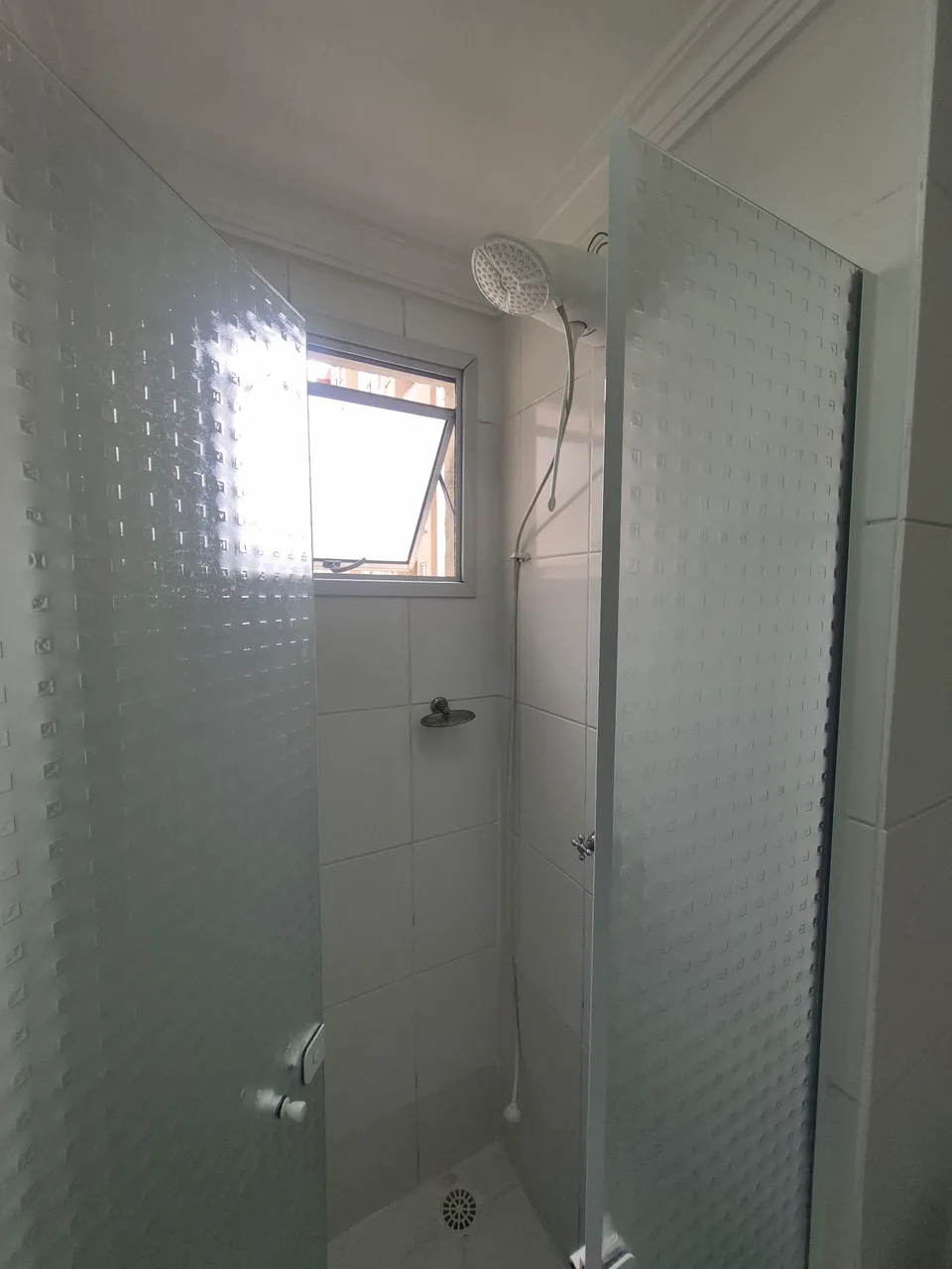 2-bedroom apartment with a washing machine in Curitiba