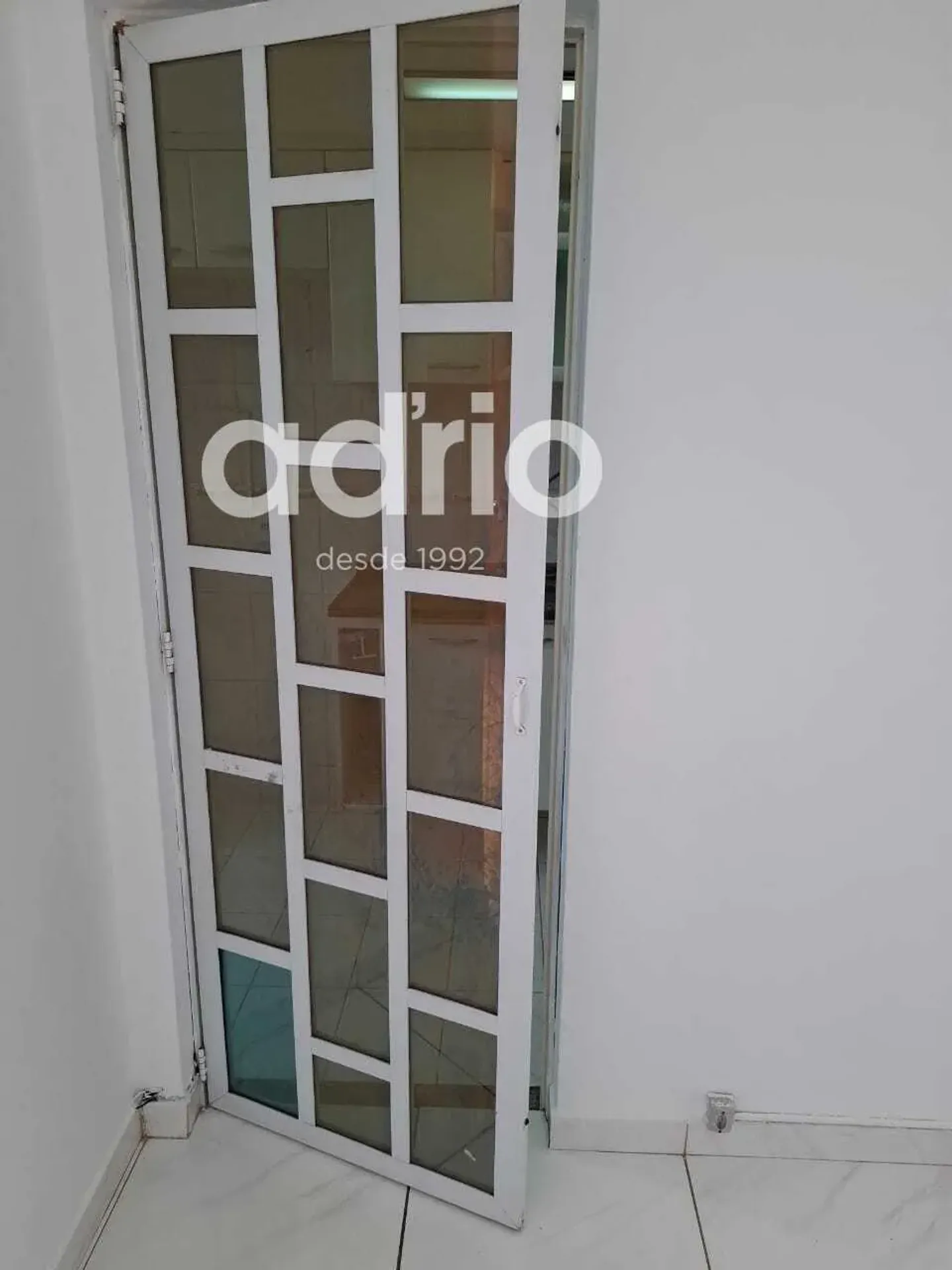 Furnished apartment, 44 m², with a washing machine — photo 11