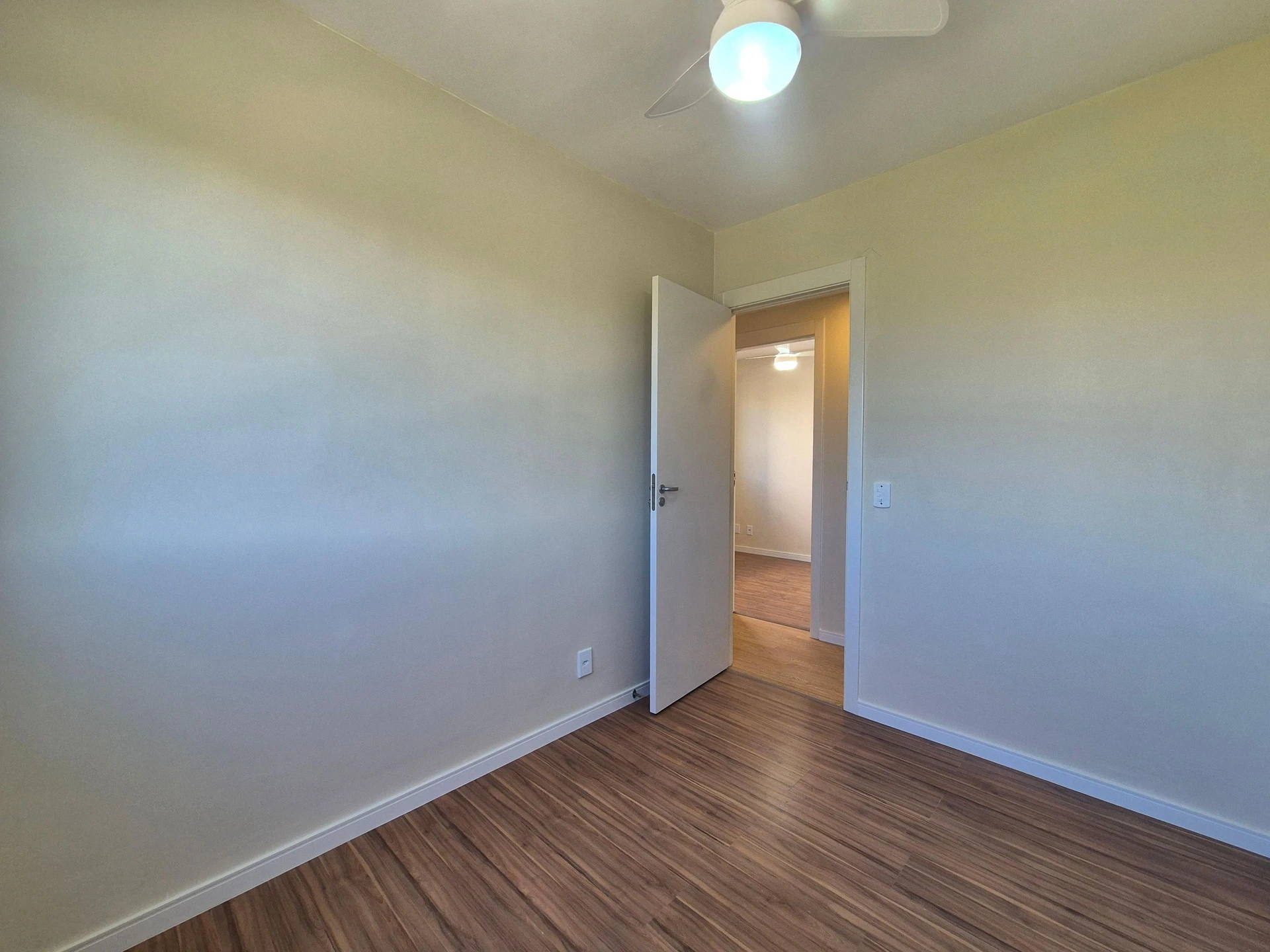 Apartamento com 3 quartos, 2 banheiros e varanda — photo 15