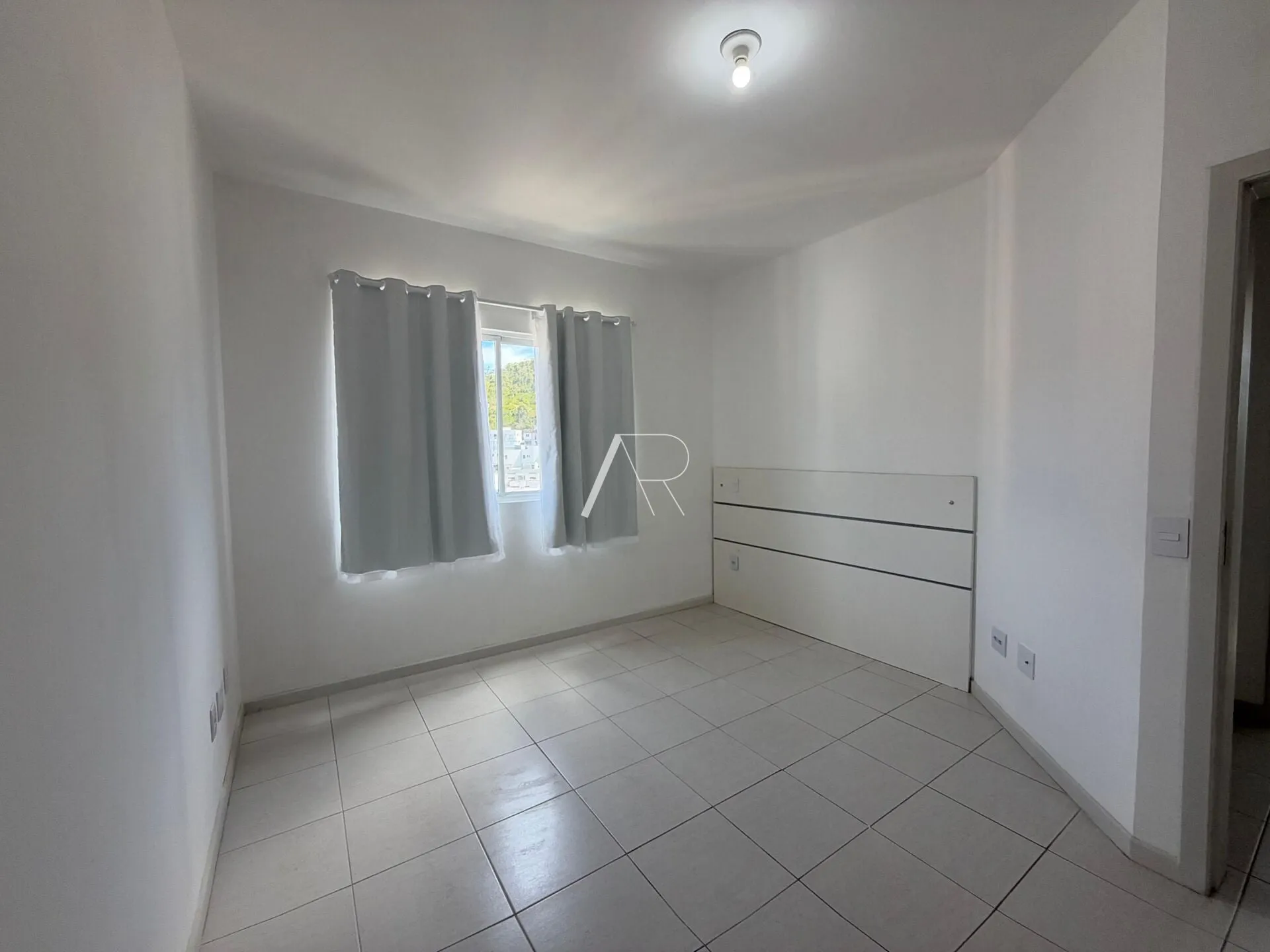 Furnished apartment, 85 m², with a washing machine — photo 30